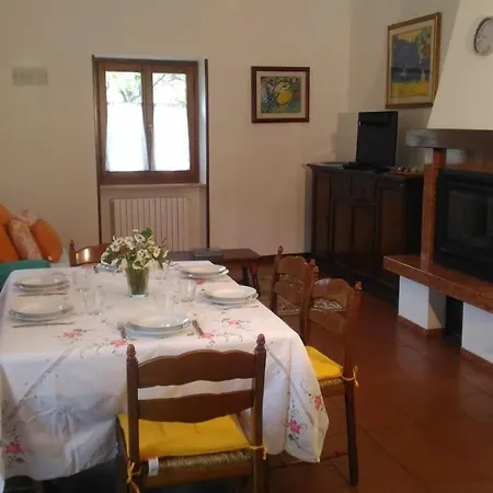 Apartament Modena *
