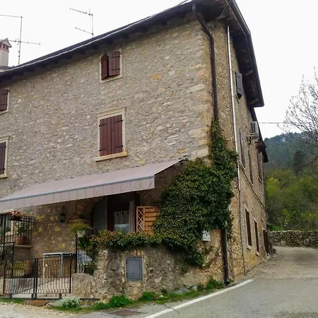 Modena דירה קוסטרמנו