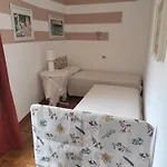 Modena شقة